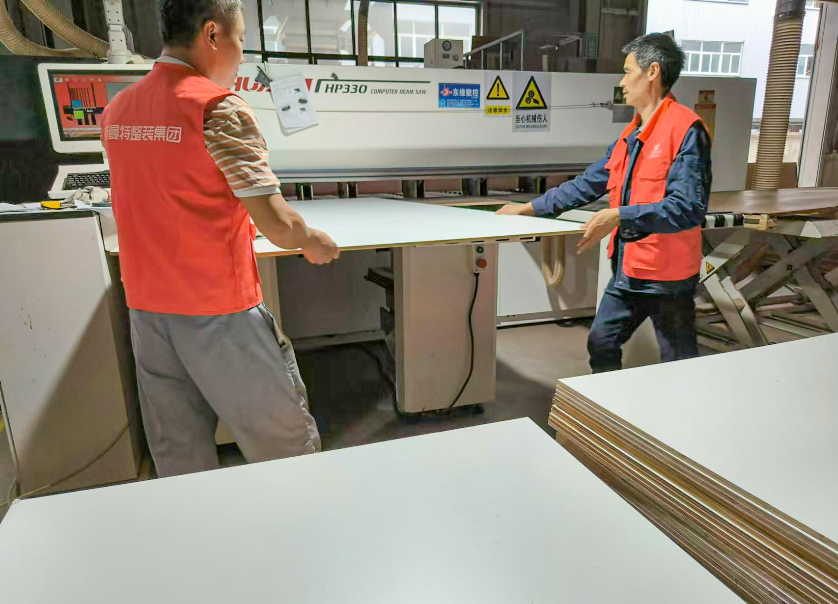 成都斯曼特家具有限公司